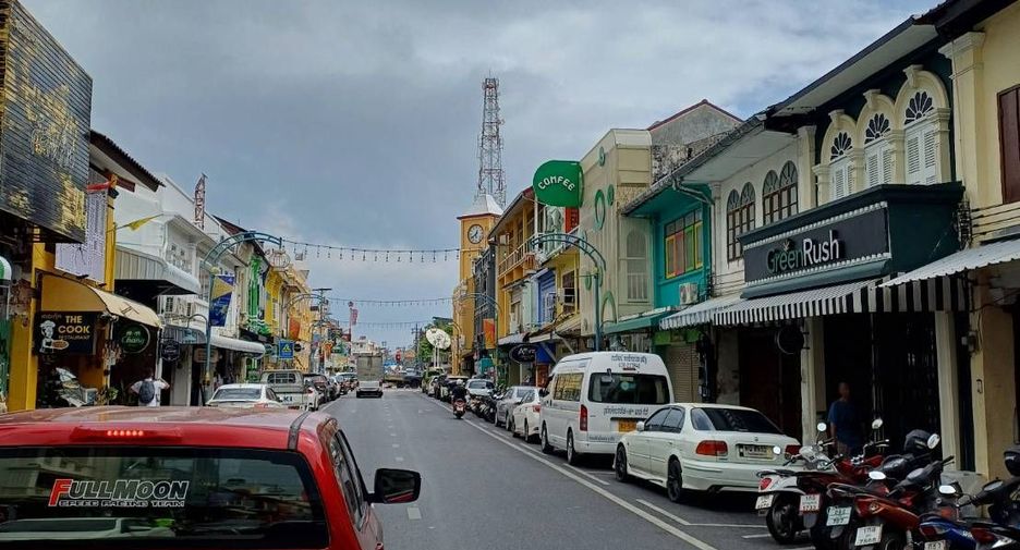 For sale 4 bedrooms retail Space in Mueang Phuket, Phuket