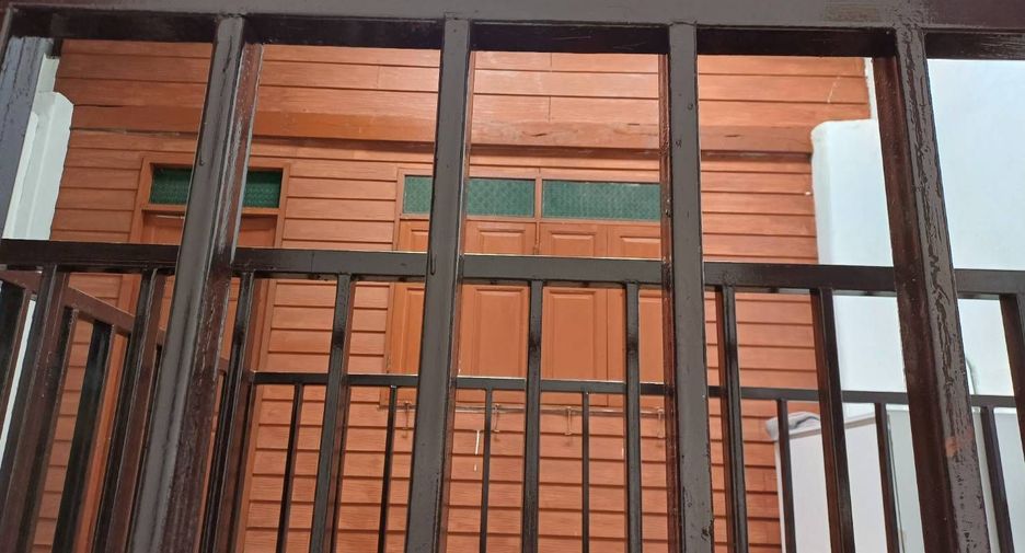 For sale 4 bedrooms retail Space in Mueang Phuket, Phuket