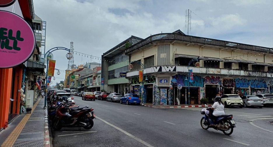 For sale 4 bedrooms retail Space in Mueang Phuket, Phuket
