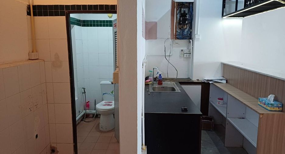 For sale 4 bedrooms retail Space in Mueang Phuket, Phuket