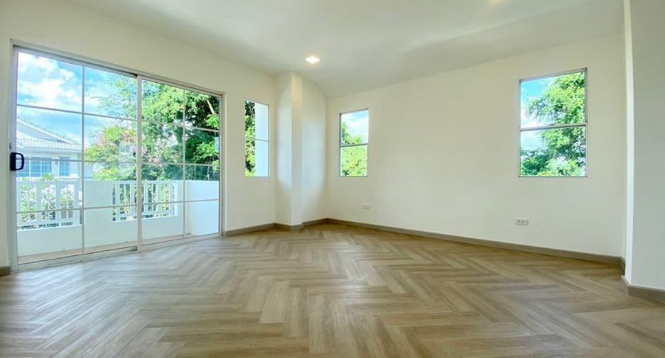 For sale 3 bedrooms house in Thanyaburi, Pathum Thani