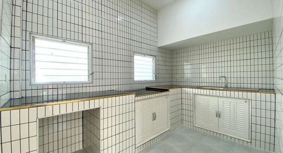 For sale 3 bedrooms house in Thanyaburi, Pathum Thani