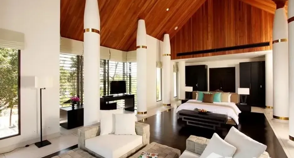 For rent 5 bedrooms villa in Thalang, Phuket
