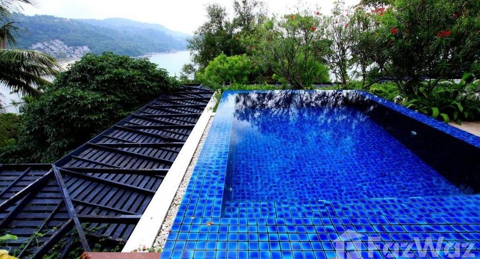 For rent 2 bedrooms condo in Mueang Phuket, Phuket