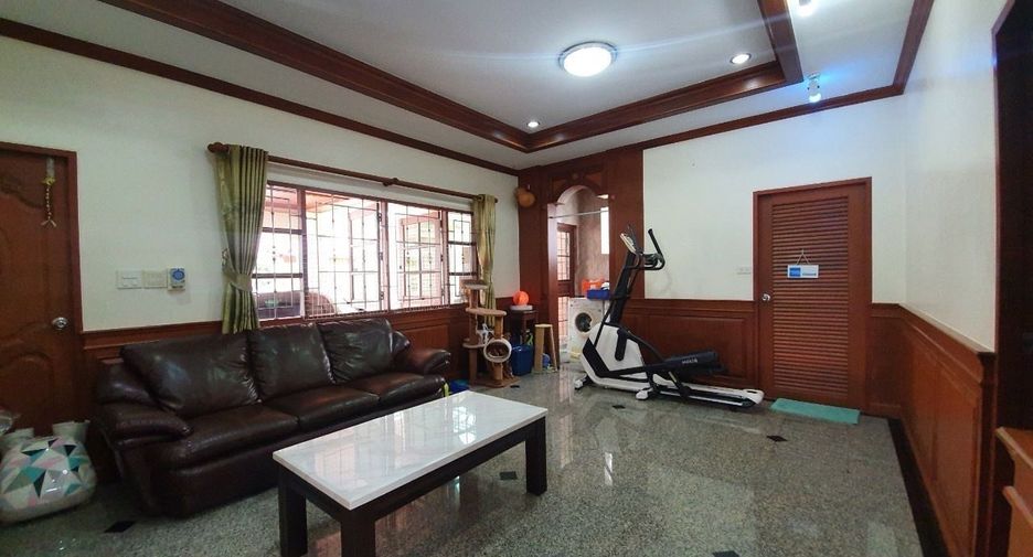 À vendre 4 chambres villa à Kathu, Phuket