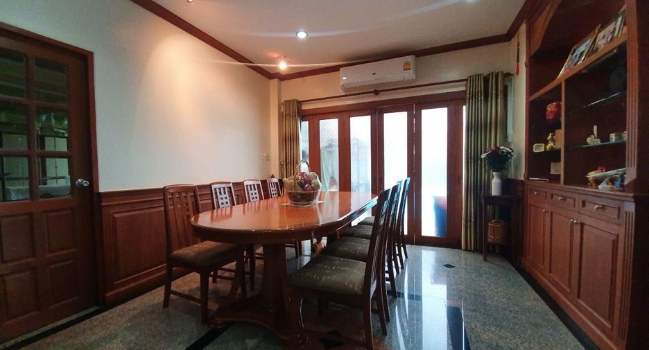 À vendre 4 chambres villa à Kathu, Phuket