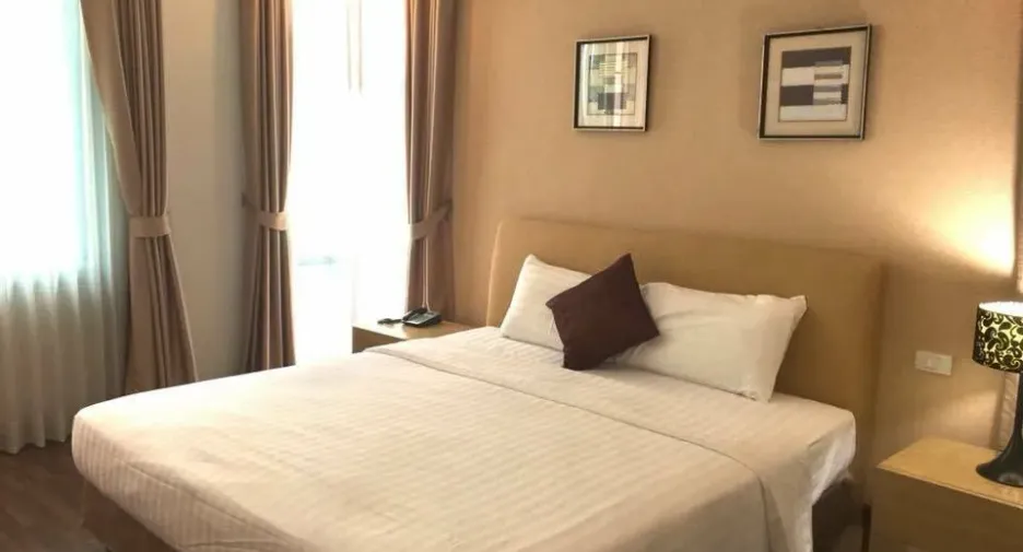 For sale 2 bedrooms condo in Pathum Wan, Bangkok