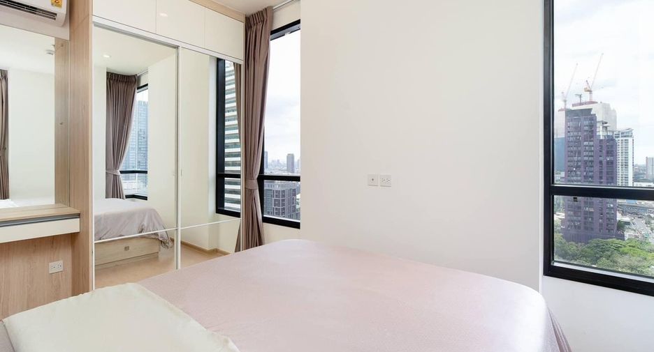 For sale 2 bedrooms condo in Watthana, Bangkok