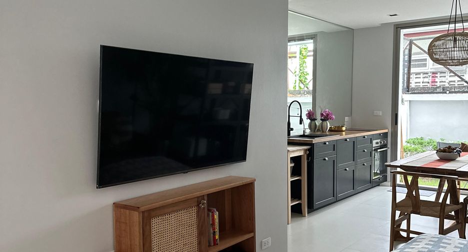 For sale and for rent 2 bedrooms townhouse in Mueang Phuket, Phuket