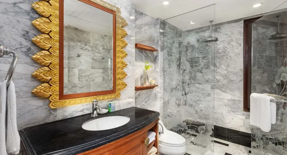 For sale 5 bedrooms villa in Mueang Phuket, Phuket