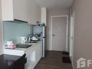 For sale 1 bed condo in Si Racha, Chonburi