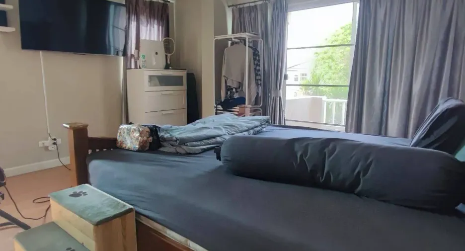For sale 4 bedrooms house in Thanyaburi, Pathum Thani