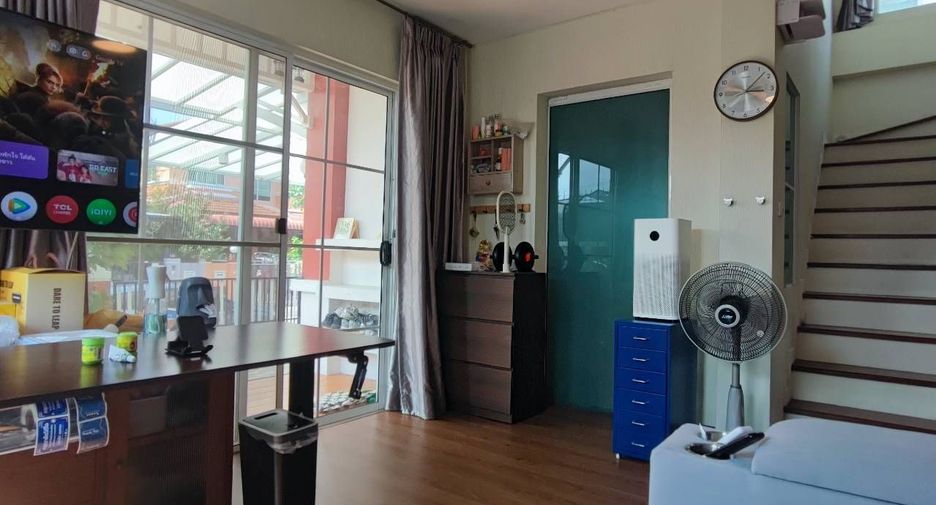 For sale 4 bedrooms house in Thanyaburi, Pathum Thani