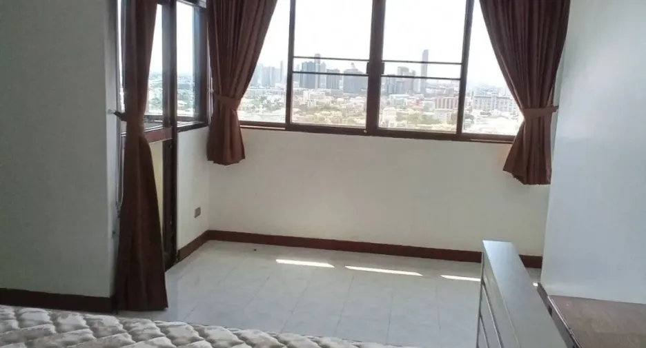 ขาย 2 ห้องนอน คอนโด ใน วัฒนา, กรุงเทพฯ