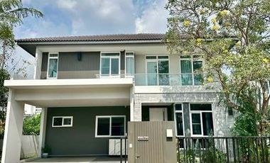 Casa en venta de 4 habitaciones en Bang Bua Thong, Nonthaburi