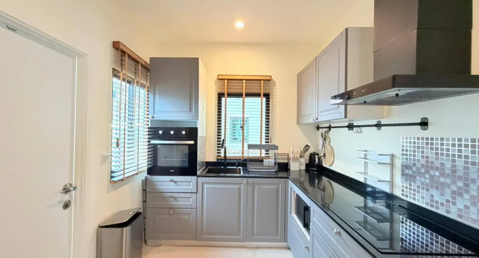 For rent 4 bedrooms house in Kathu, Phuket