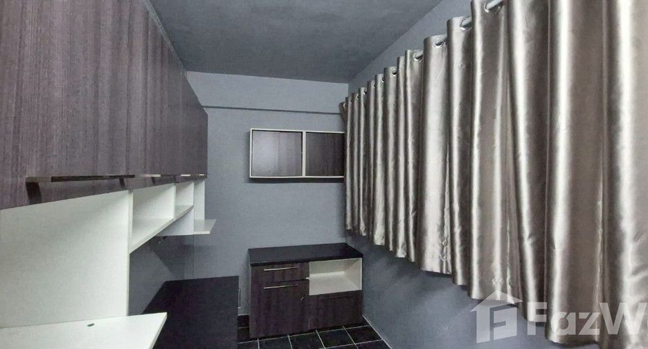 For sale 3 bedrooms house in Mueang Surat Thani, Surat Thani