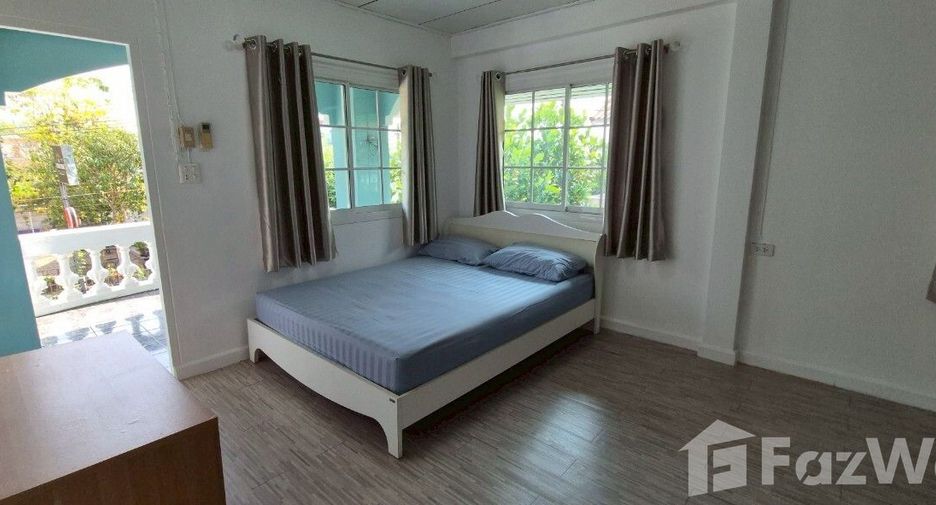 For sale 3 bedrooms house in Mueang Surat Thani, Surat Thani