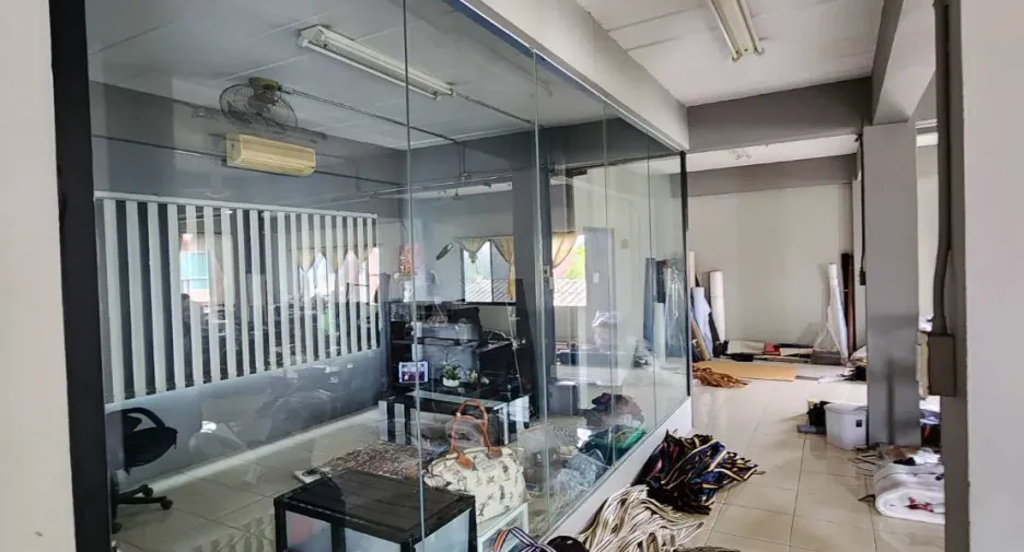 For sale retail Space in Wang Thonglang, Bangkok