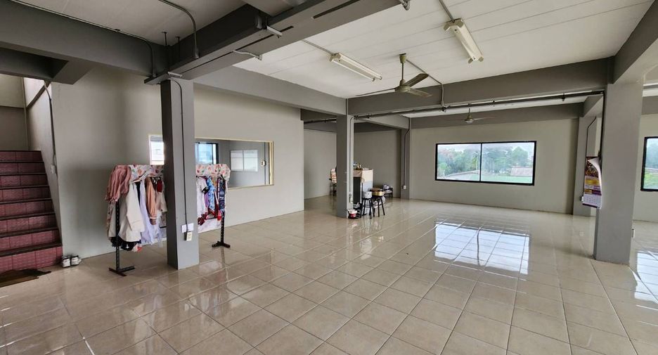 For sale retail Space in Wang Thonglang, Bangkok
