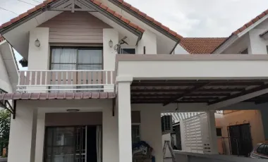 Casa en venta de 3 habitaciones en Si Racha, Chonburi
