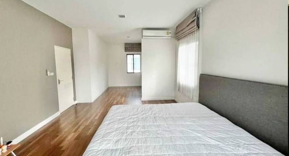 For sale 4 ベッドルーム house in Sai Mai, Bangkok