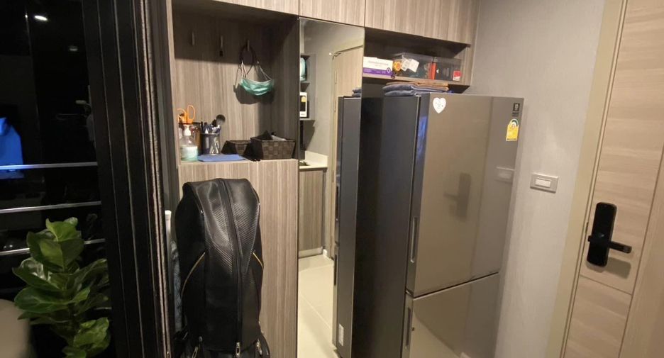 For sale 1 bed condo in Khan Na Yao, Bangkok