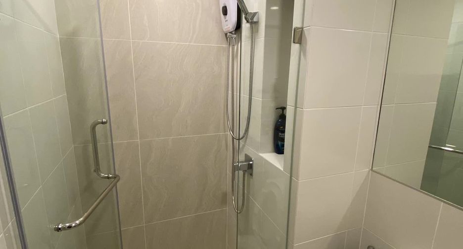 For sale 1 bed condo in Khan Na Yao, Bangkok