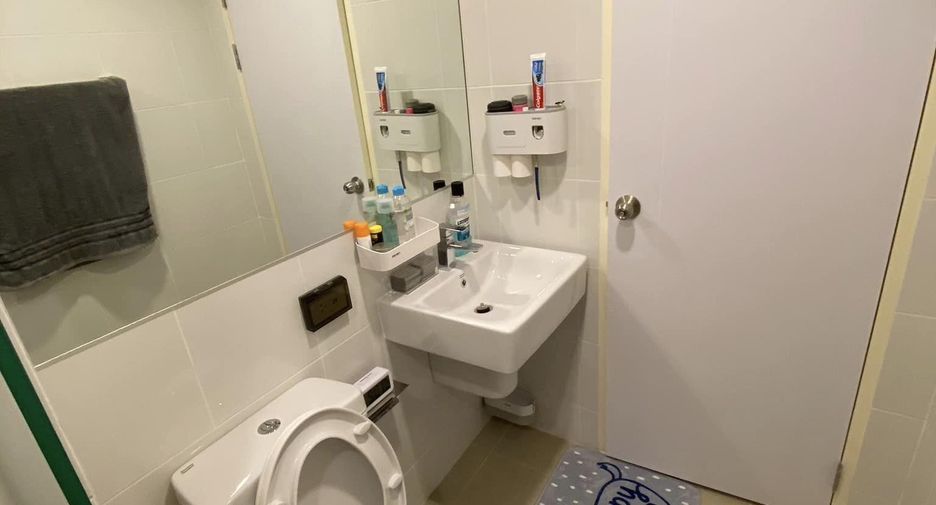 For sale 1 bed condo in Khan Na Yao, Bangkok