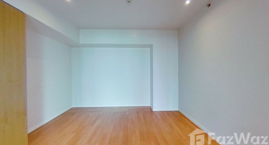 For sale 1 bed condo in Yan Nawa, Bangkok