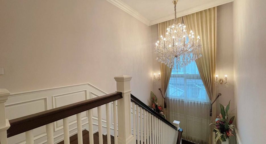 For sale and for rent 4 bedrooms house in Bang Phli, Samut Prakan