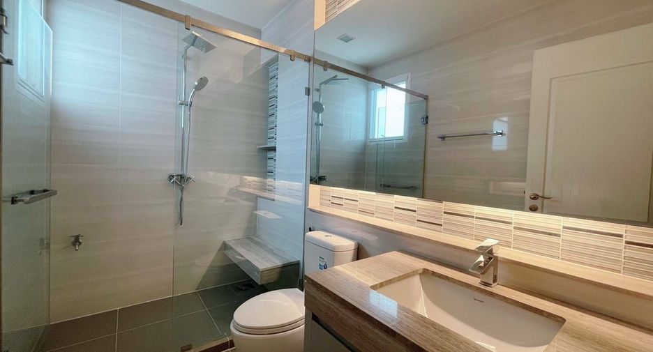 For sale and for rent 4 bedrooms house in Bang Phli, Samut Prakan