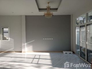 出售 和 出租 6 卧室 独立屋 在 Chatuchak, 曼谷