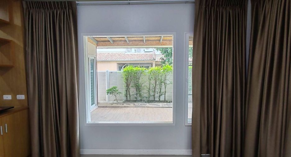 Haus zum Kauf mit 4 Zimmer in Bang Bua Thong, Nonthaburi
