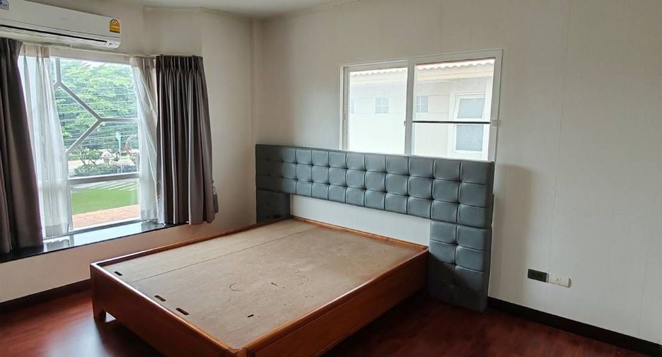 Haus zum Kauf mit 4 Zimmer in Bang Bua Thong, Nonthaburi
