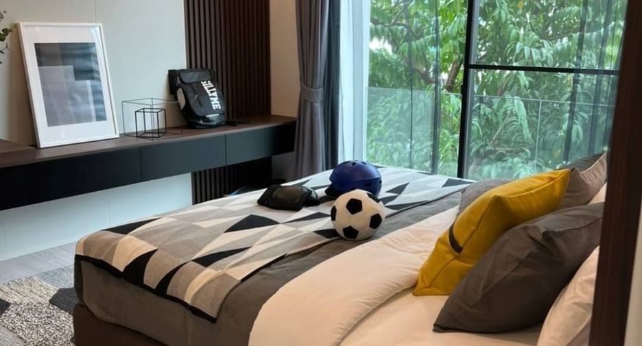 For sale and for rent 4 bedrooms house in Lat Krabang, Bangkok
