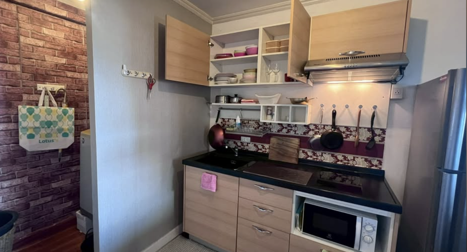 For rent 3 bedrooms condo in Pak Kret, Nonthaburi