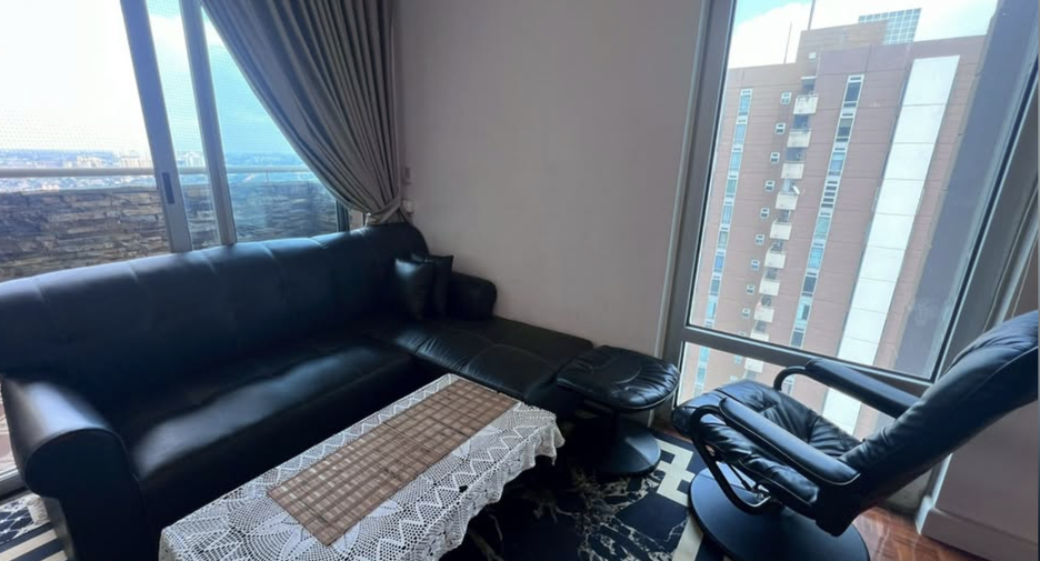 For rent 3 bedrooms condo in Pak Kret, Nonthaburi