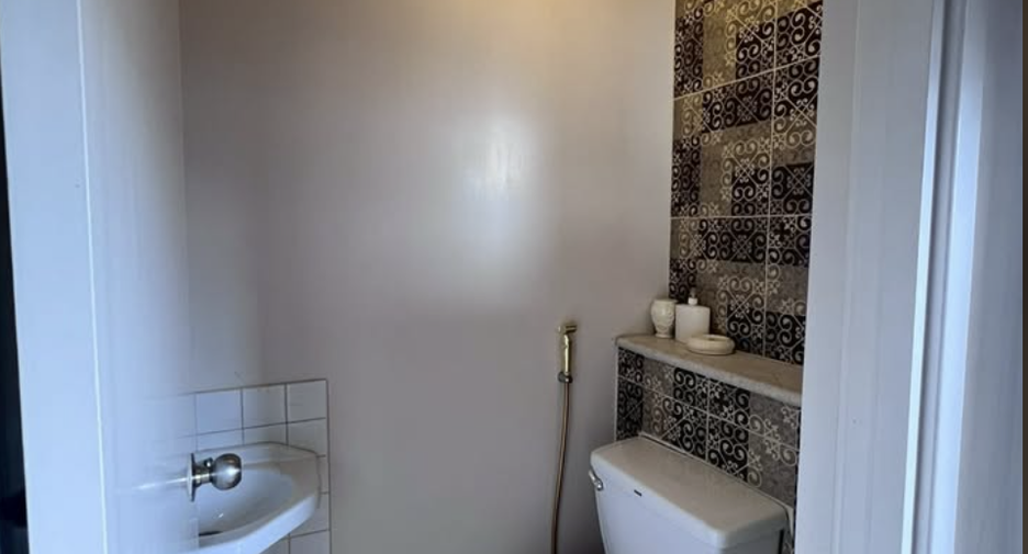 For rent 3 bedrooms condo in Pak Kret, Nonthaburi
