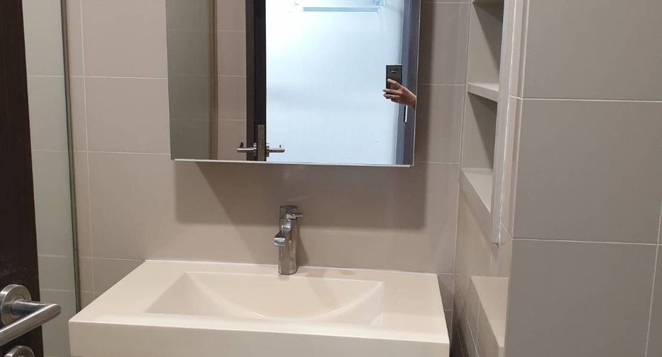 For sale 1 bed condo in Pathum Wan, Bangkok