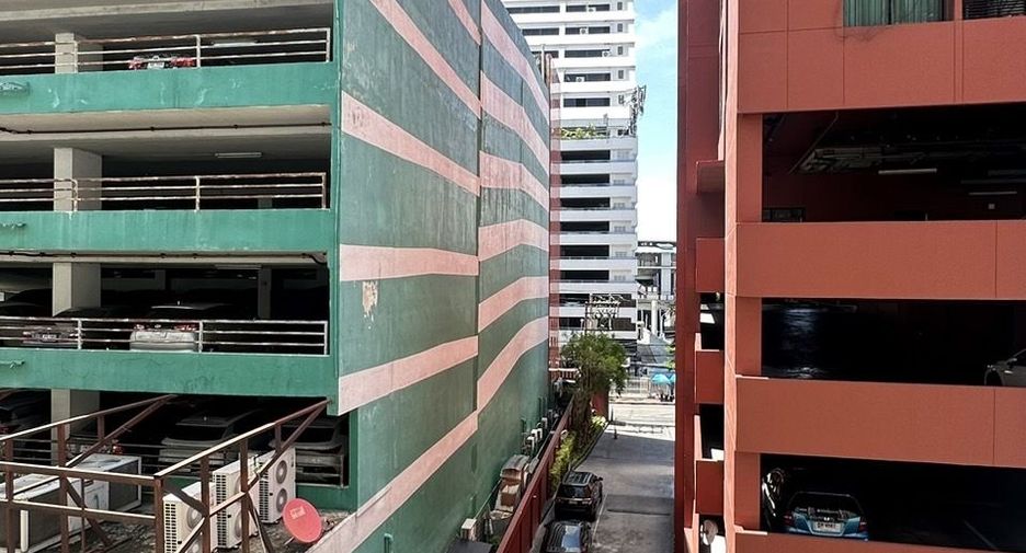 For sale 1 bed condo in Phaya Thai, Bangkok