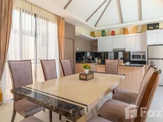 Villa zum Kauf mit 5 Zimmer in Mueang Phuket, Phuket