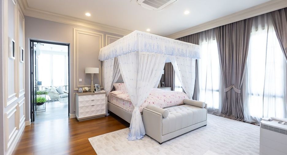 Casa en venta de 4 habitaciones en Suan Luang, Bangkok