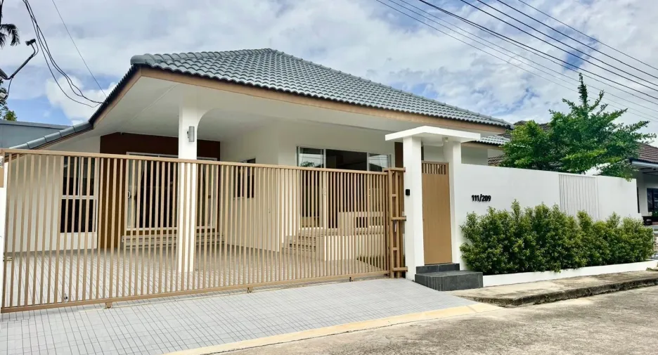 For rent 3 bedrooms house in Thalang, Phuket