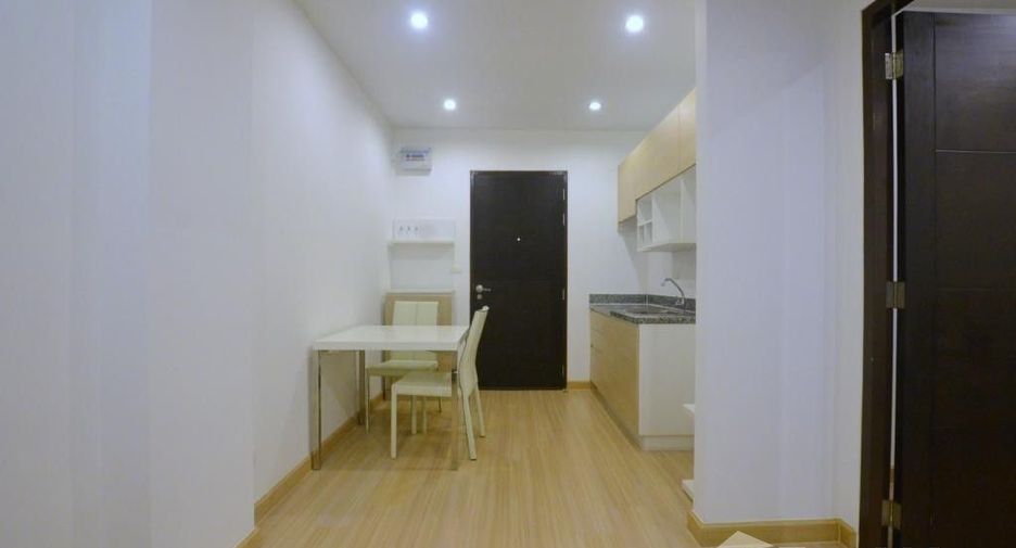 À vendre 1 chambre condo à Khan Na Yao, Bangkok