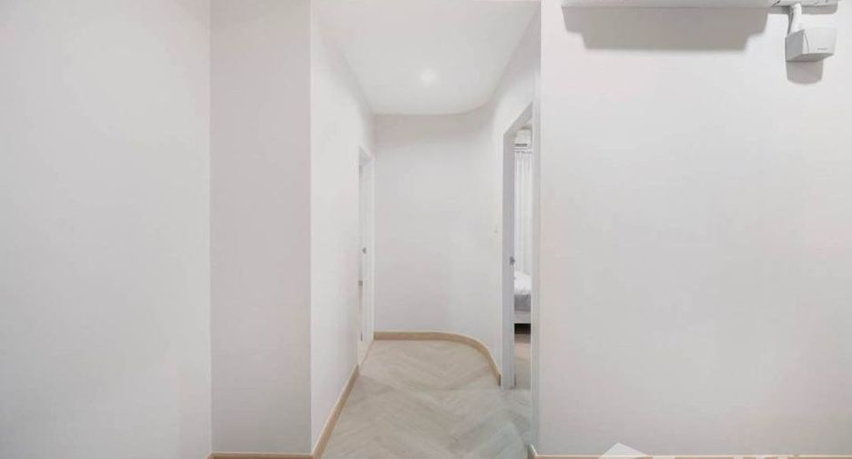For sale 2 bedrooms condo in Khlong San, Bangkok