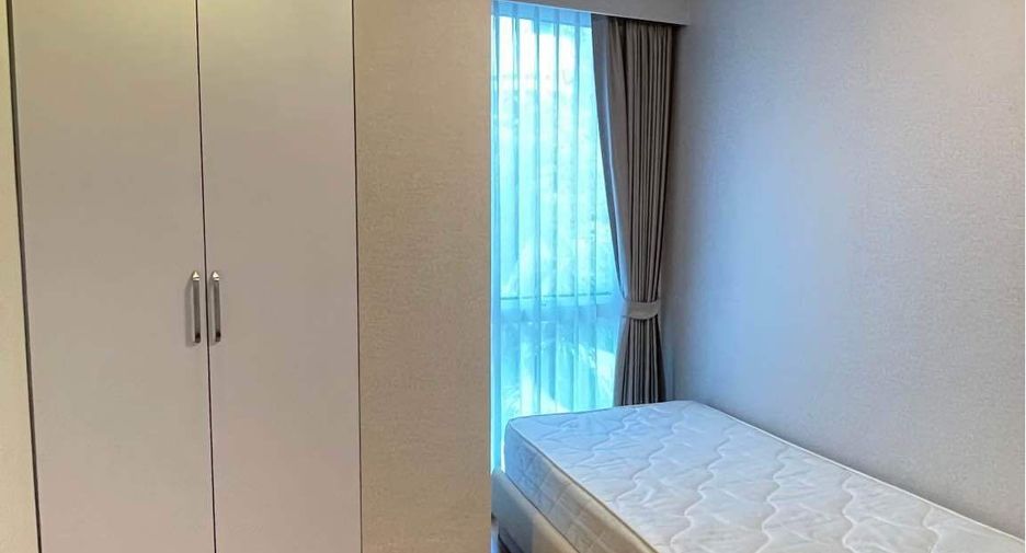 For sale 2 bedrooms condo in Watthana, Bangkok