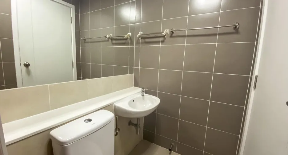 For sale and for rent 2 bedrooms condo in Suan Luang, Bangkok