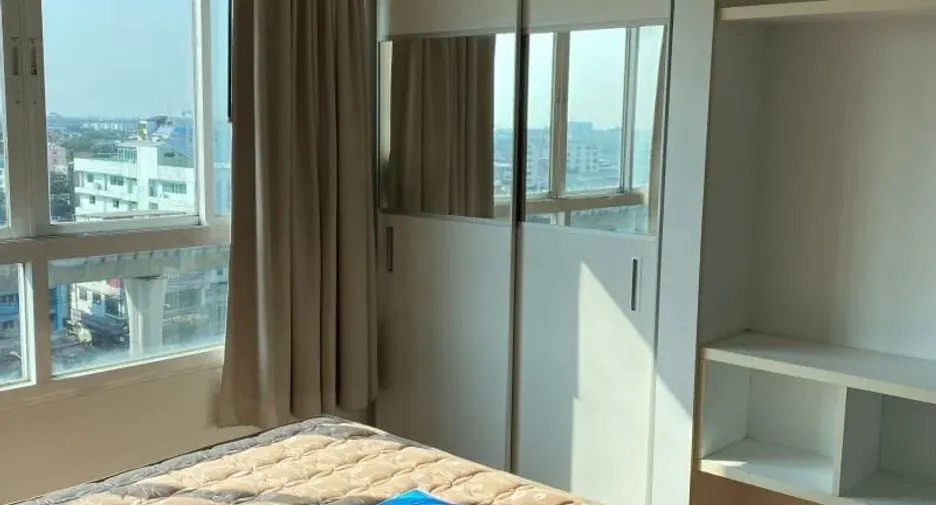 For sale 1 bed condo in Bang Phlat, Bangkok