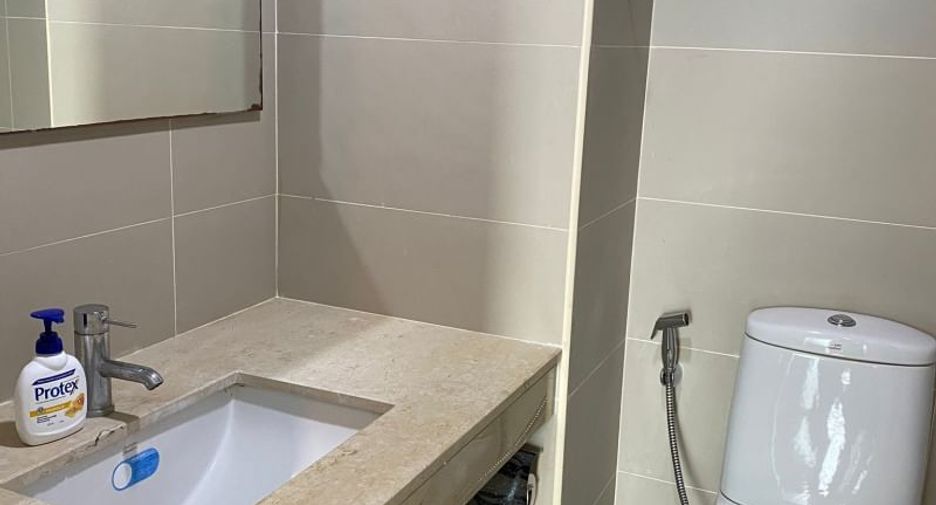 For sale 1 bed condo in Bang Phlat, Bangkok